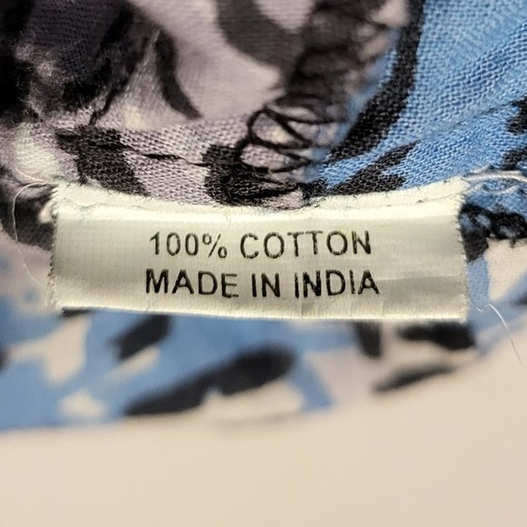 S | Mira | Dolman Sleeve Beaded V-Neck Blouse - Picture 5 of 5